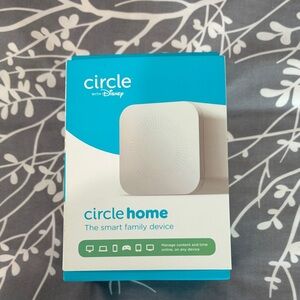 Circle G Home Wireless Router - White and Blue